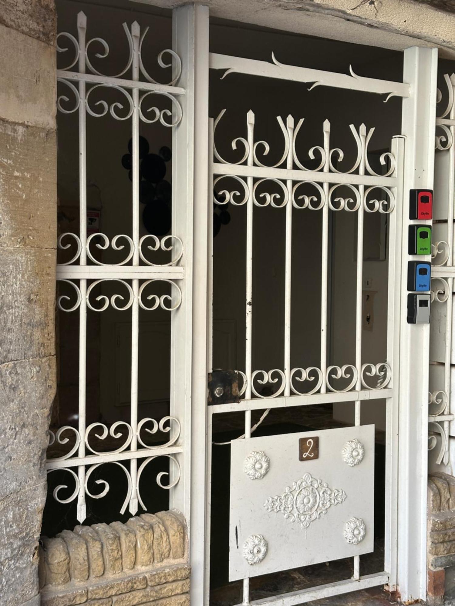 Zen A L Isle LʼIsle-sur-la-Sorgue Εξωτερικό φωτογραφία